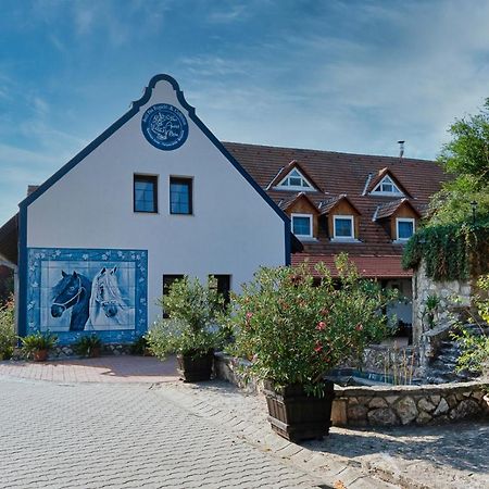 Hotel Szel Fiai Fogado Nyúl Exteriér fotografie