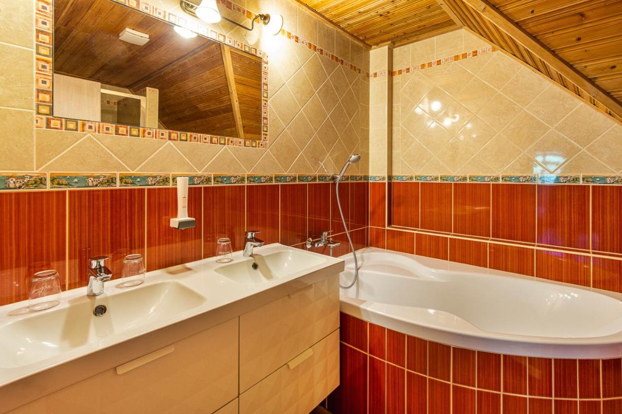 Hotel Szel Fiai Fogado Nyúl Exteriér fotografie