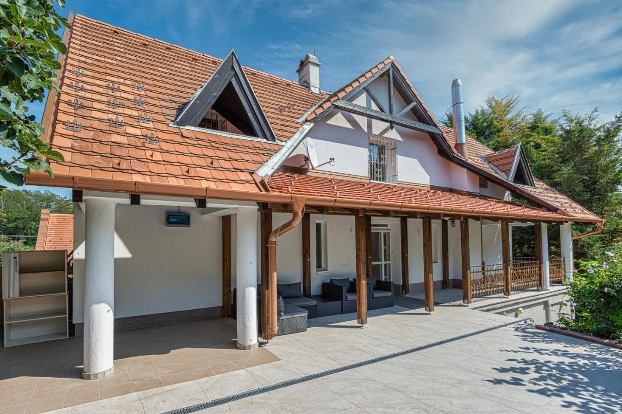 Hotel Szel Fiai Fogado Nyúl Exteriér fotografie