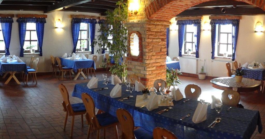 Hotel Szel Fiai Fogado Nyúl Exteriér fotografie